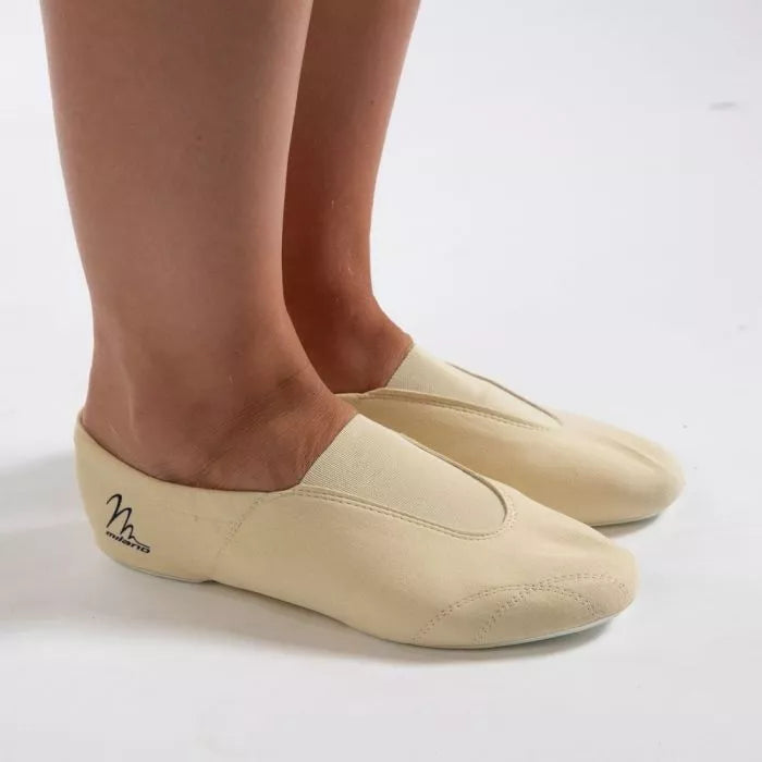 Gymnastics on sale shoes uk